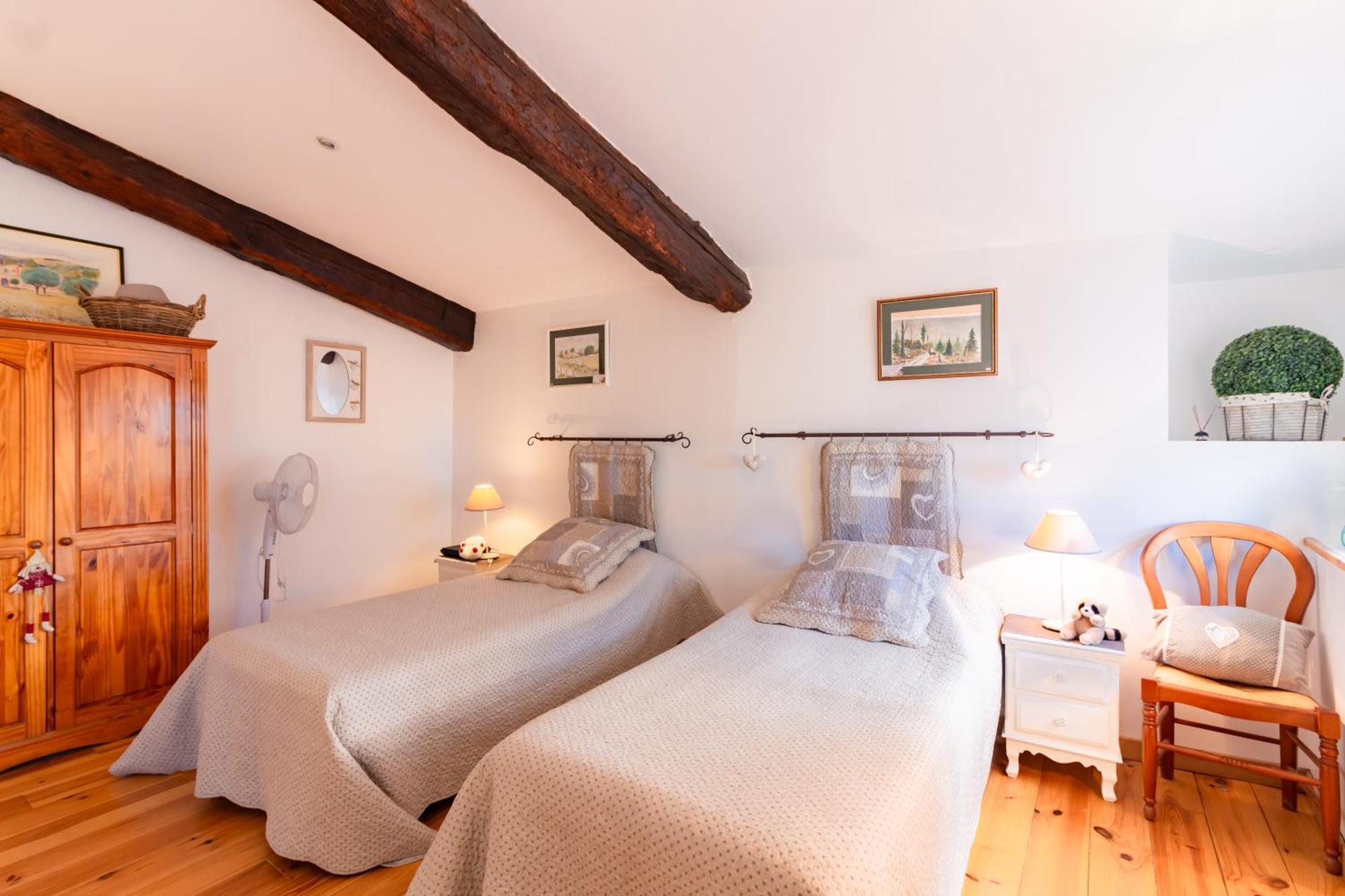 Вилла L'Oeil De Carcassonne Caudebronde Экстерьер фото